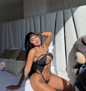 613659857: Chica busca chico en Tenerife