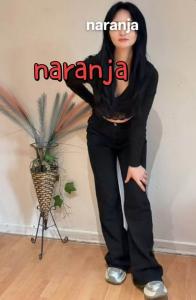 678804290: Chica busca chico en Barcelona