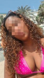 674932674: Chica busca chico en Barcelona