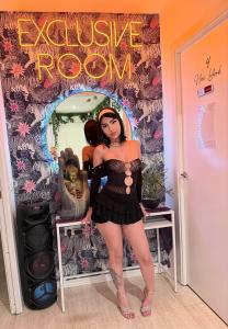 617746381: Chica busca chico en Madrid