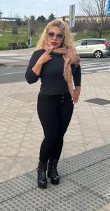 619857350: Chica busca chico en Guipúzcoa