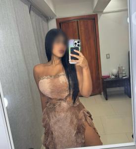 631067805: Chica busca chico en Murcia