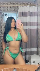 651696746: Chica busca chico en Sevilla