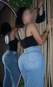 624325761: Chica busca chico en Barcelona