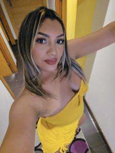 682801586: Chica busca chico en Pontevedra