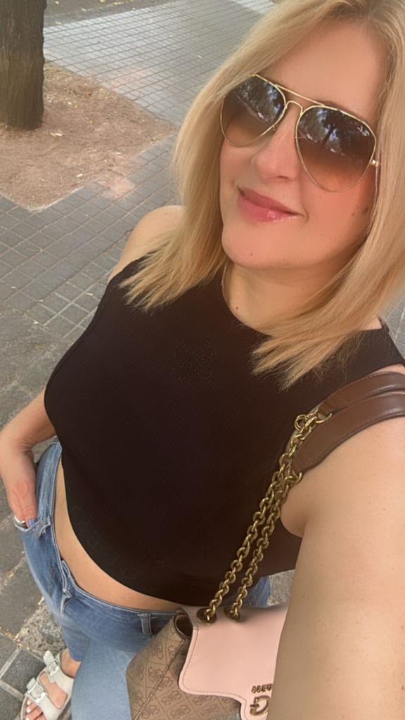 607054241: Chica busca chico en Córdoba
