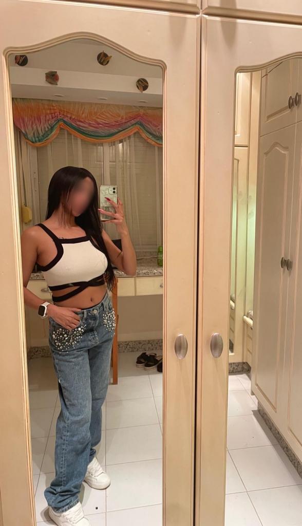 Chica busca chico en Tenerife: 