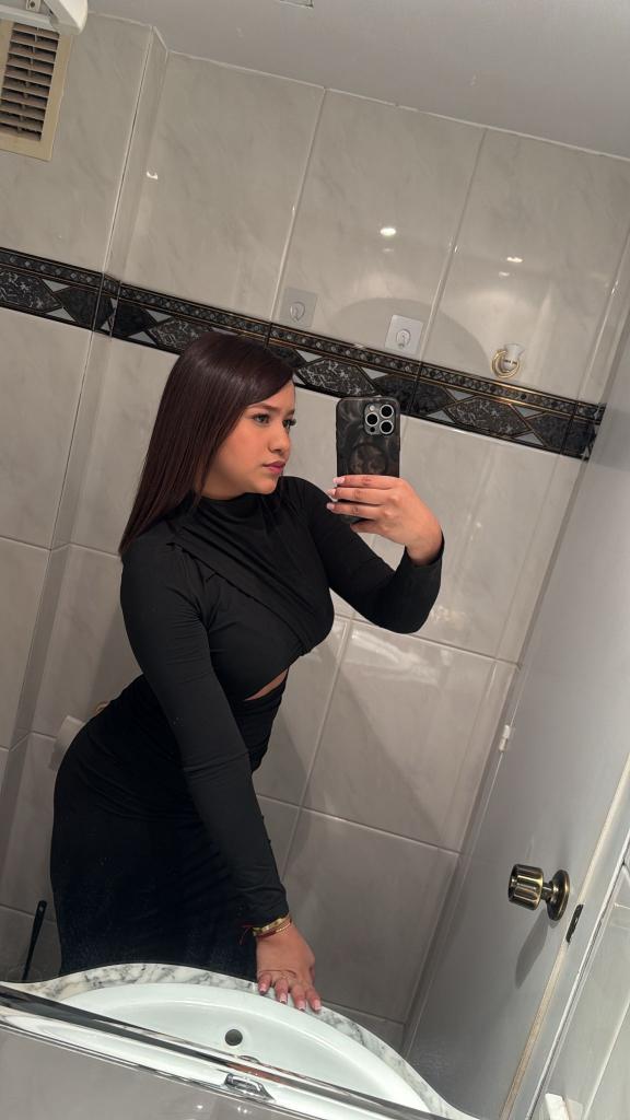 677680640: Chica busca chico en Murcia