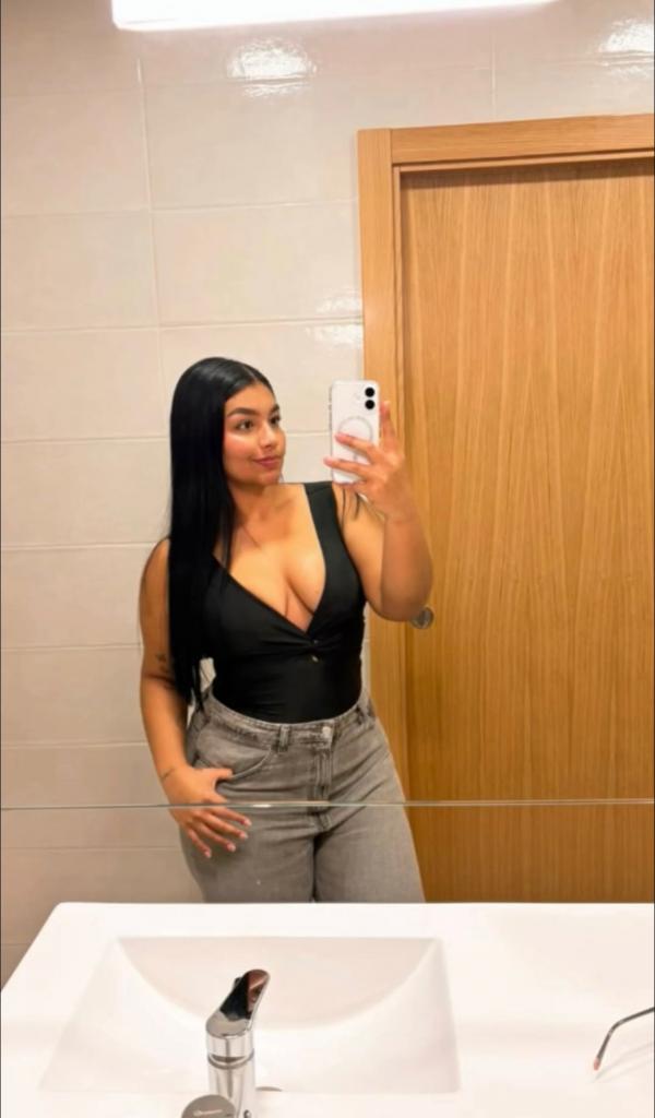 Chica busca chico en Granada: 