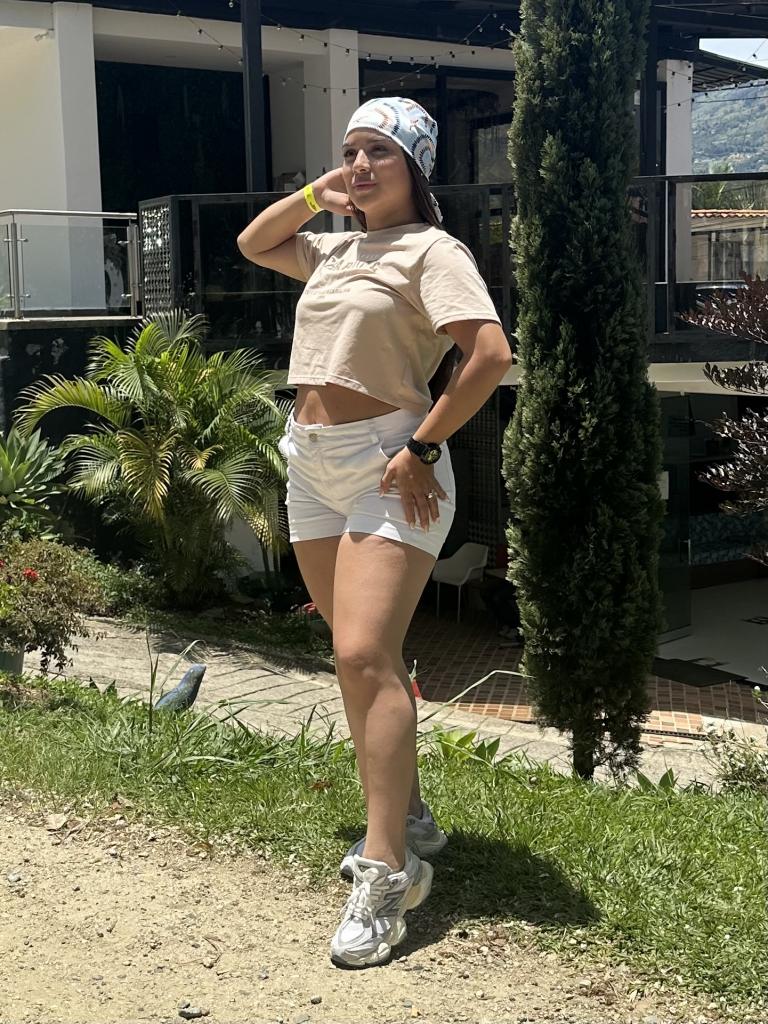 666416671: Chica busca chico en Cádiz