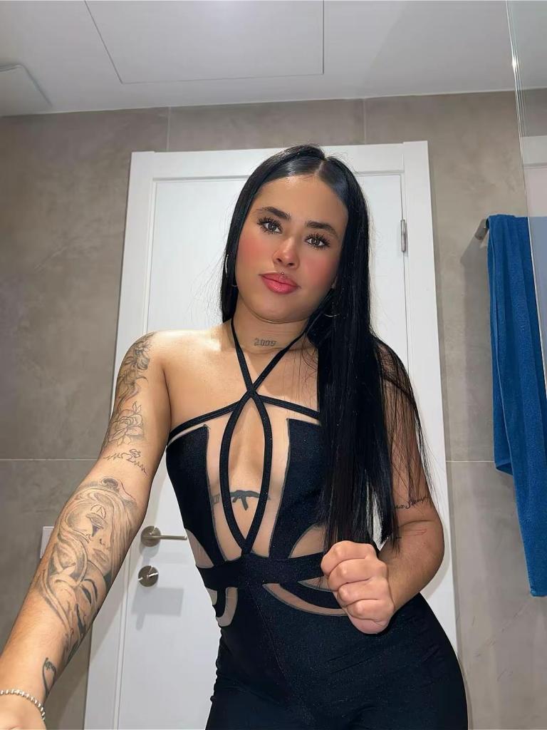 Chica busca chico en Valencia: Chica busca chico