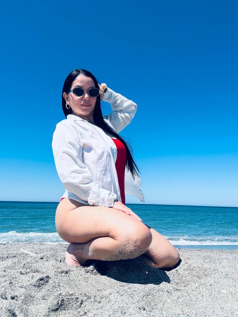 632372513: Chica busca chico en Cádiz