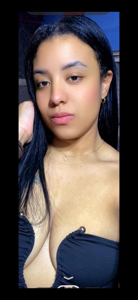 610632688: Chica busca chico en Barcelona