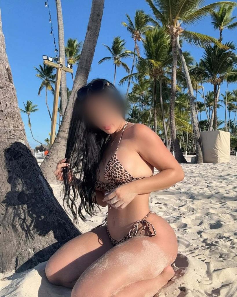 Chica busca chico en Cádiz: 