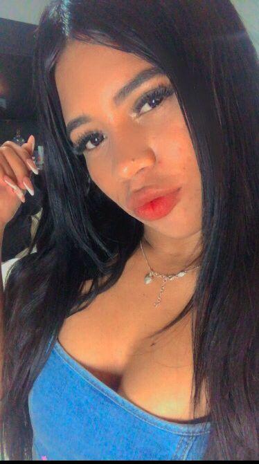 Chica busca chico en Tenerife: 