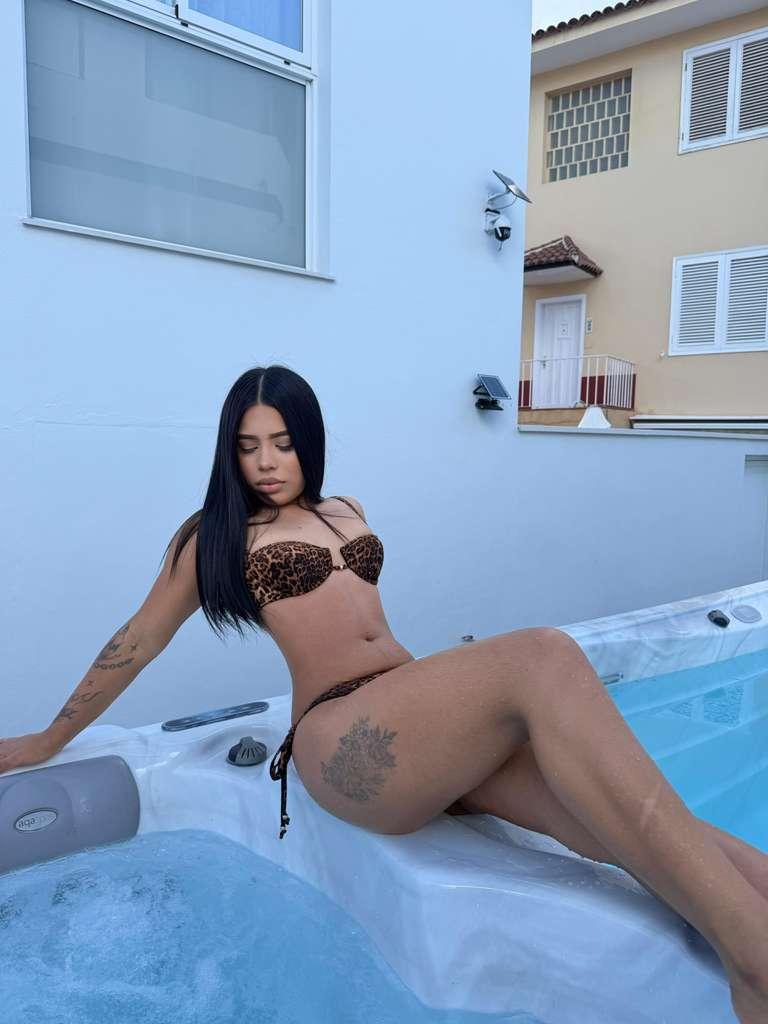 Chica busca chico en Tenerife: 