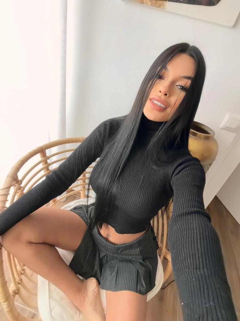 632269157: Chica busca chico en Alicante