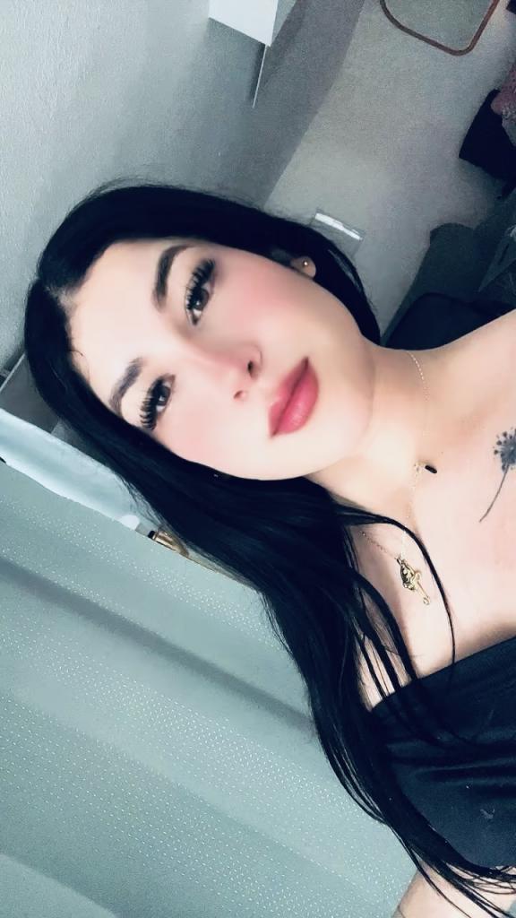 Chica busca chico en Huelva: 