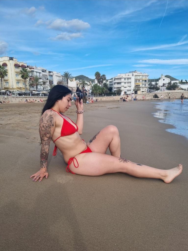 613909070: Chica busca chico en Valencia