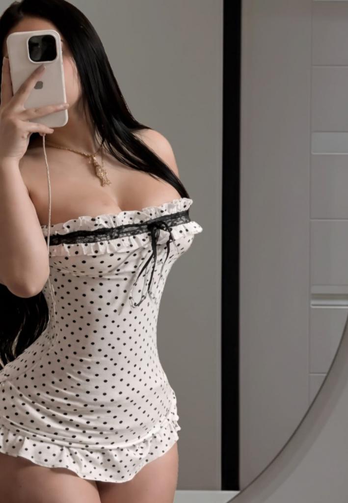 Chica busca chico en Ibiza: 