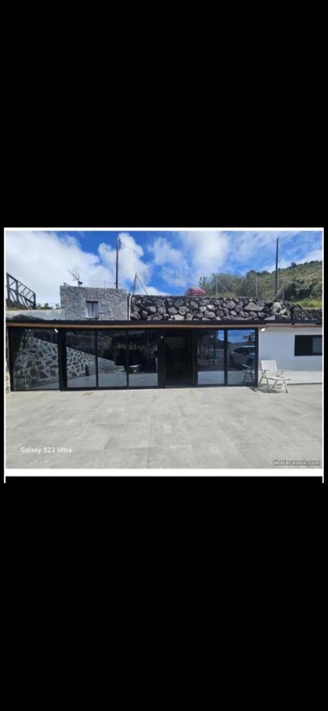 603105111: Chica busca chico en Tenerife