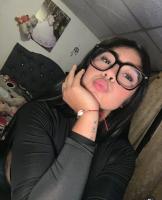 697708106: Chica busca chico en Granada