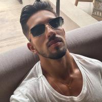 651839446: Chico busca chica en Barcelona