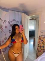 651696746: Chica busca chico en Sevilla
