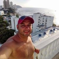 614076474: Chico busca chica en Murcia