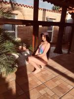 613696497: Chica busca chico en Cádiz