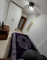 630886199: Chica busca chico en Lérida