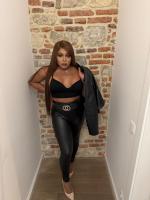 610682113: Travesti en Madrid