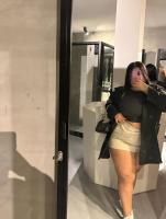 614483301: Chica busca chico en Barcelona