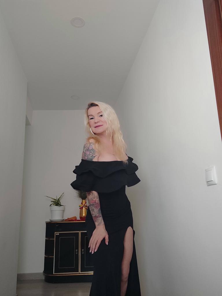 698205802: Travesti en La Rioja