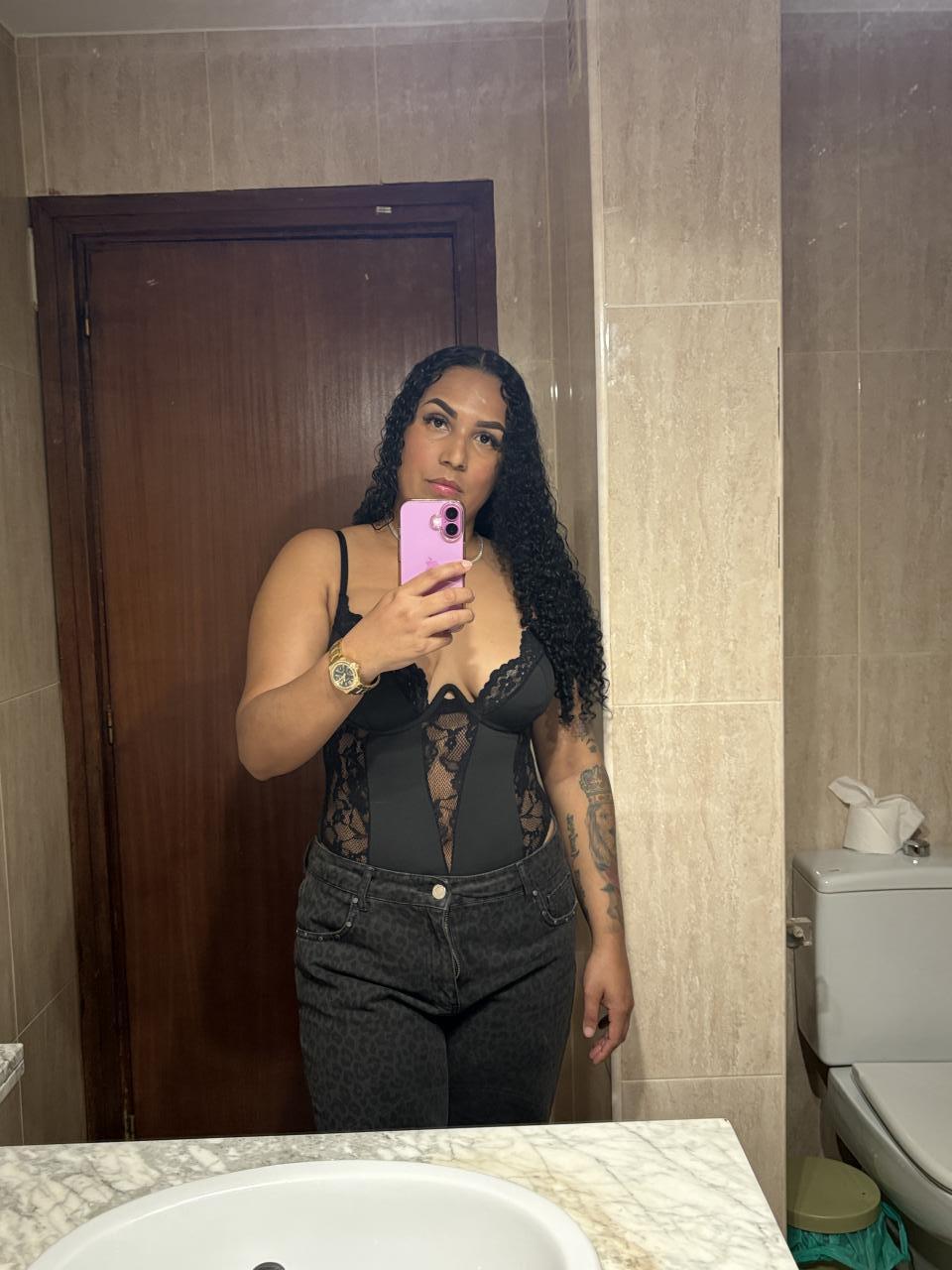 Chica busca chico en Granada: 