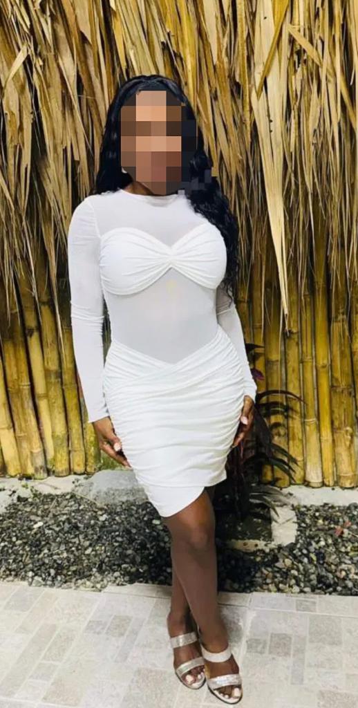 642631305: Chica busca chico en Cádiz