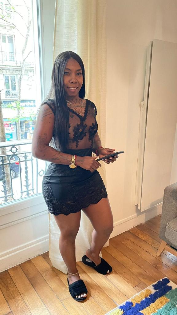 614873379: Chica busca chico en Tarragona