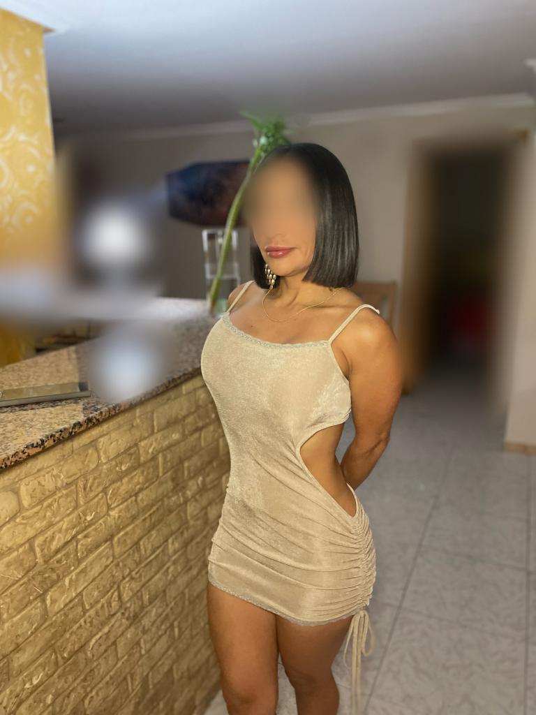 Chica busca chico en Alicante: 