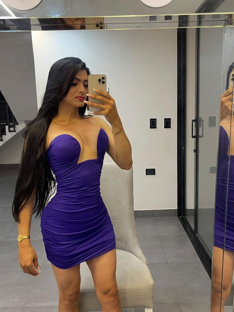 632168377: Transexual en León