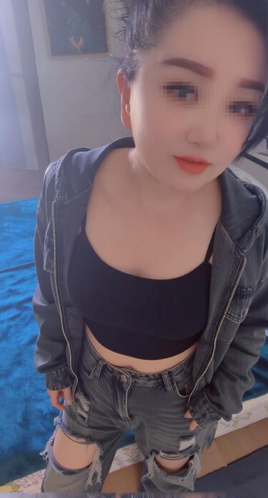 Chica busca chico en Sevilla: 
