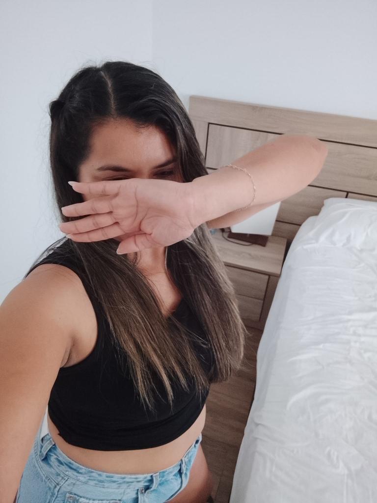 Chica busca chico en Granada: 