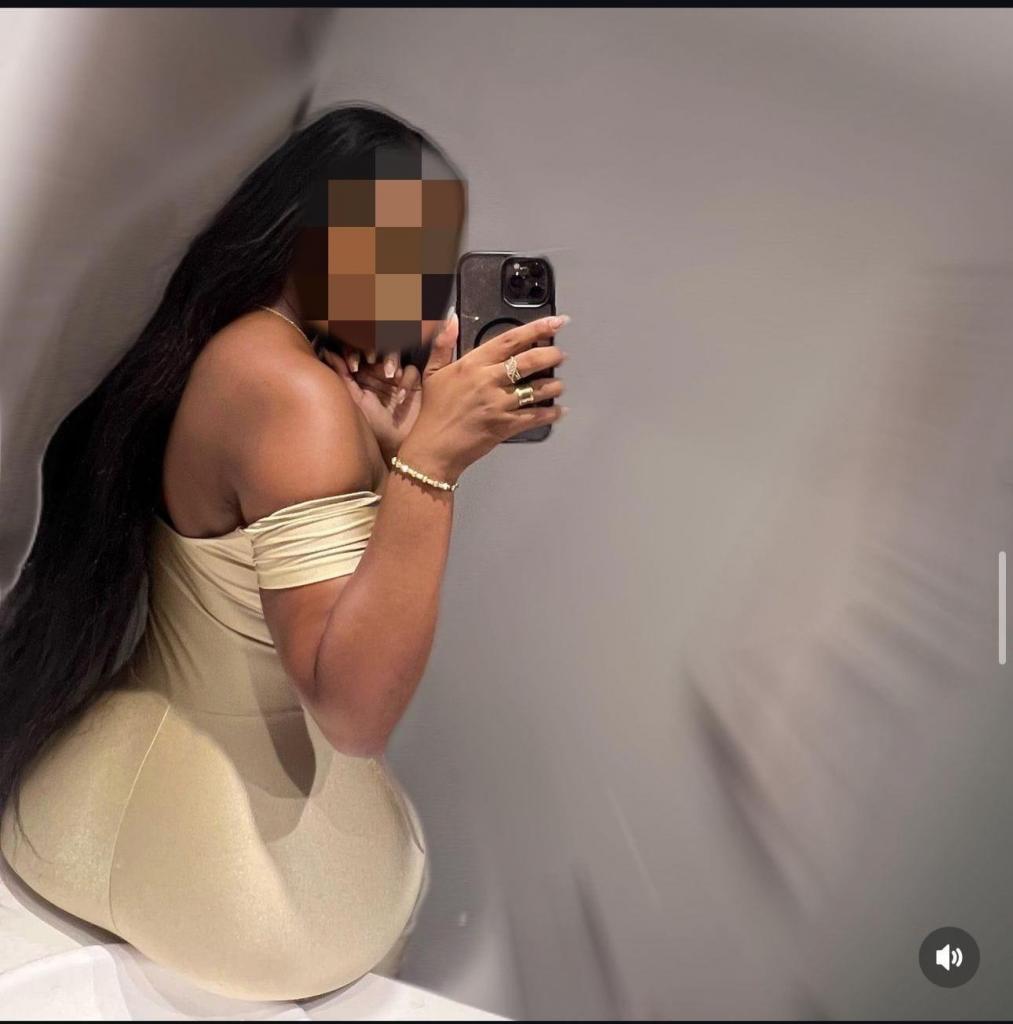Chica busca chico en Tenerife: 