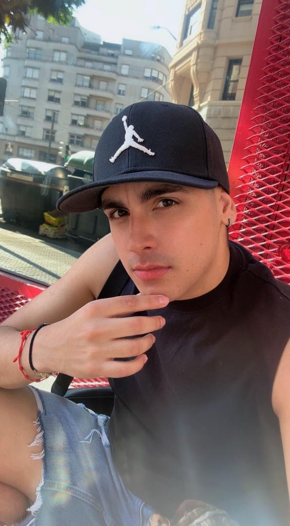 Chico busca chica en Zaragoza: 