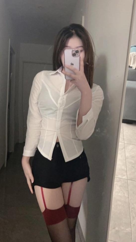 Chica busca chico en Sevilla: 