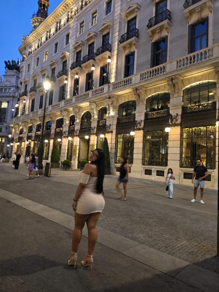 Chica busca chico en Asturias: 