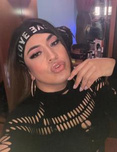 643212646: Chica busca chico en Madrid