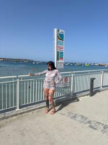 604353472: Chica busca chico en Barcelona