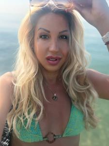 610808068: Chica busca chico en Tarragona