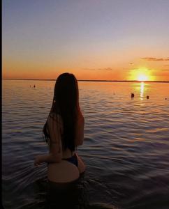 663323644: Chica busca chico en Sevilla