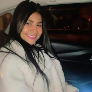 663371297: Chica busca chico en Gerona
